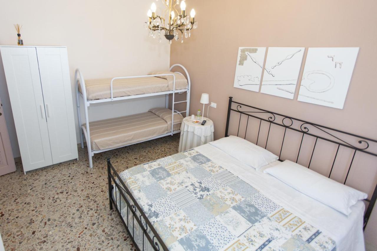 B&B La Casa Di G.G. Гроттамаре Экстерьер фото